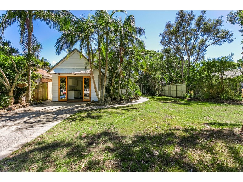 5 Azolla Place, Suffolk Park NSW 2481