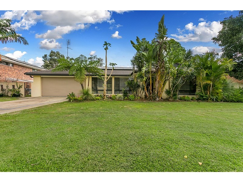 6 Terrara Court, Ocean Shores NSW 2483