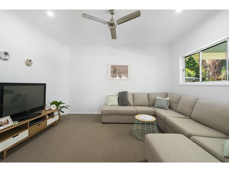 3  Gahwang Court, Ocean Shores NSW 2483