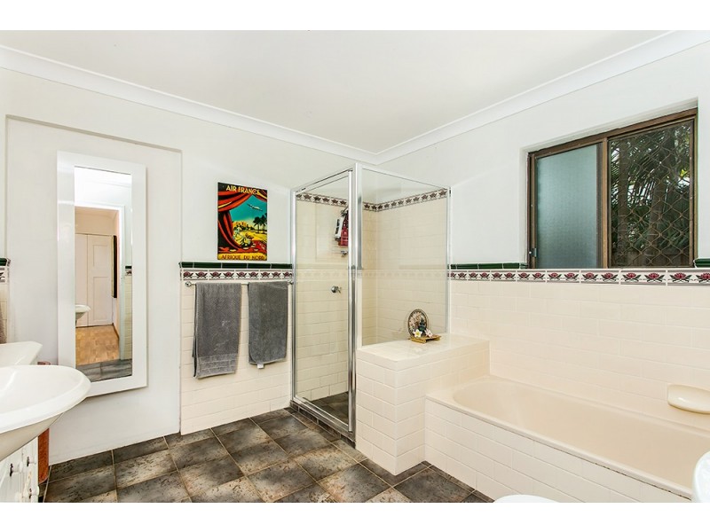 11 Azolla Place, Suffolk Park NSW 2481