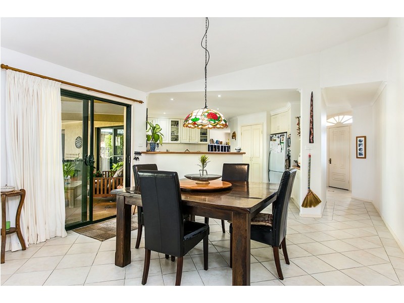 1 Mahr Place, Suffolk Park NSW 2481