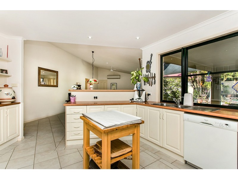 1 Mahr Place, Suffolk Park NSW 2481