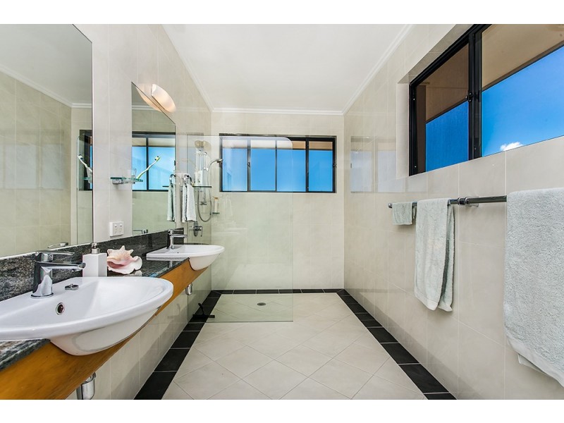 60 Bay Vista Lane, Ewingsdale NSW 2481