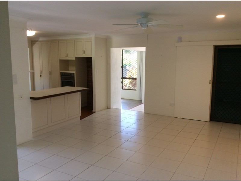 18 Brandon Street, Suffolk Park NSW 2481