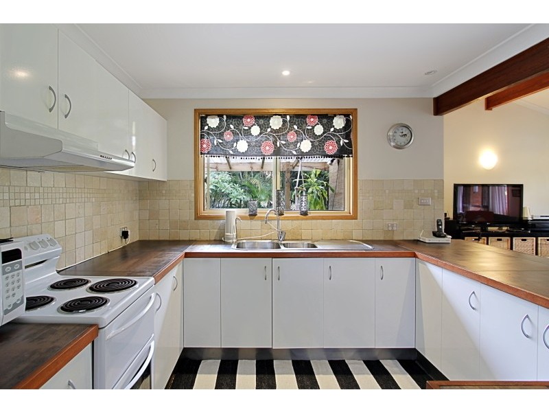 21 Bottlebrush Crescent, Suffolk Park NSW 2481