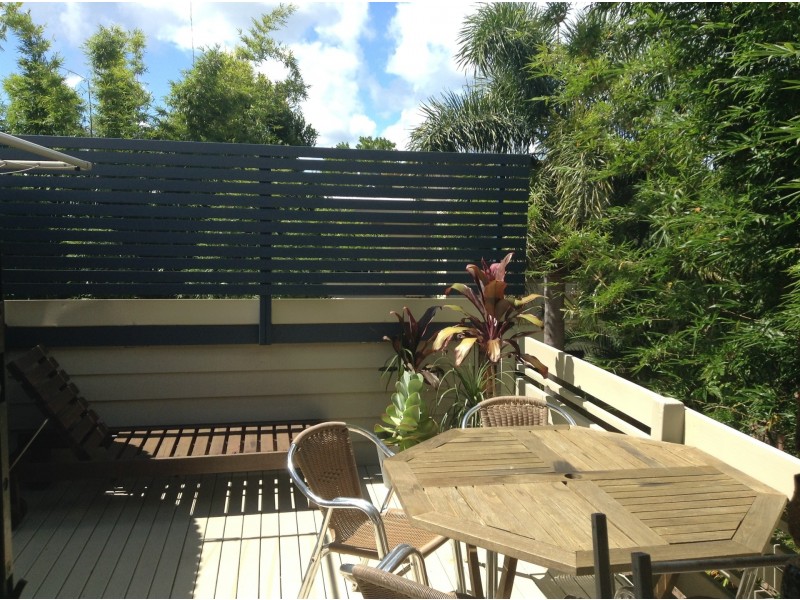 2/118 Bangalow Road, Byron Bay NSW 2481