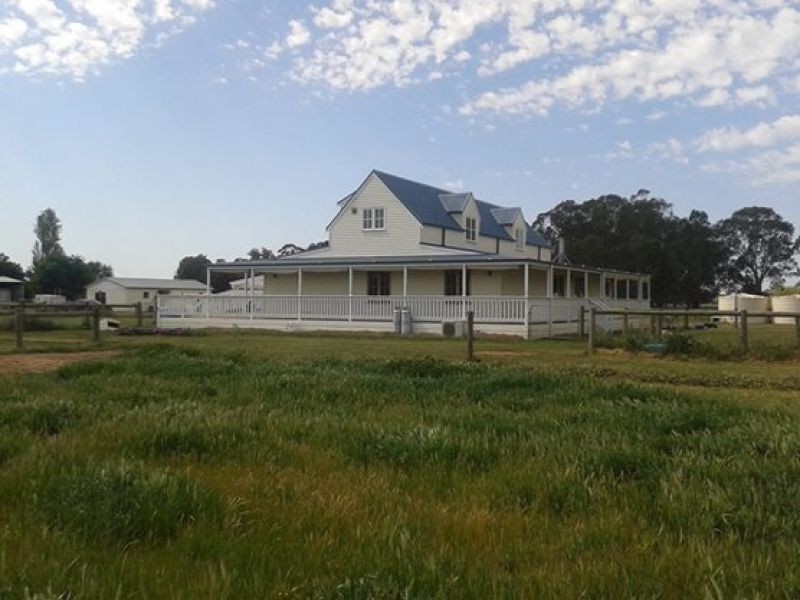 783 River Rd, Murchison VIC 3610