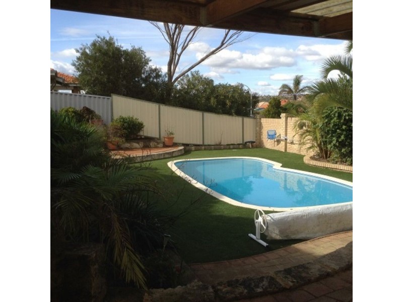 12 Shetland Rise, Kinross WA 6028