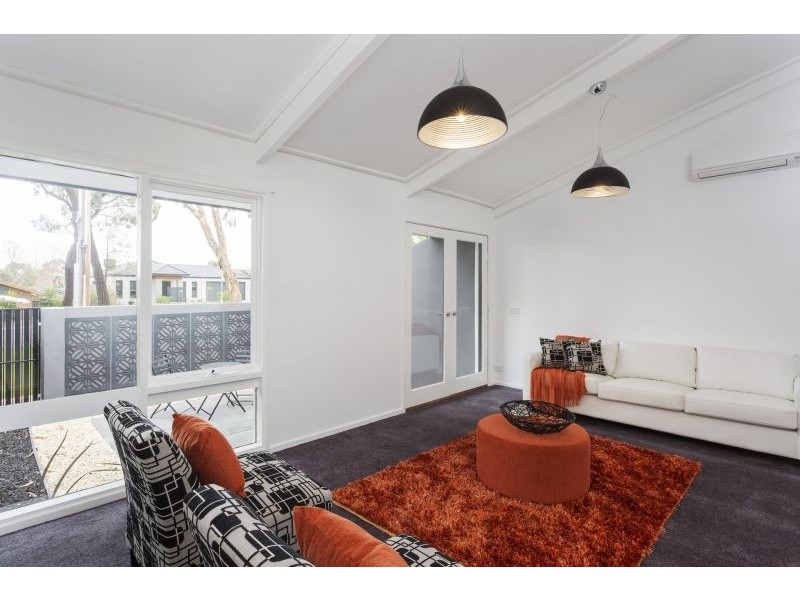 98 Harley Street, Strathdale VIC 3550