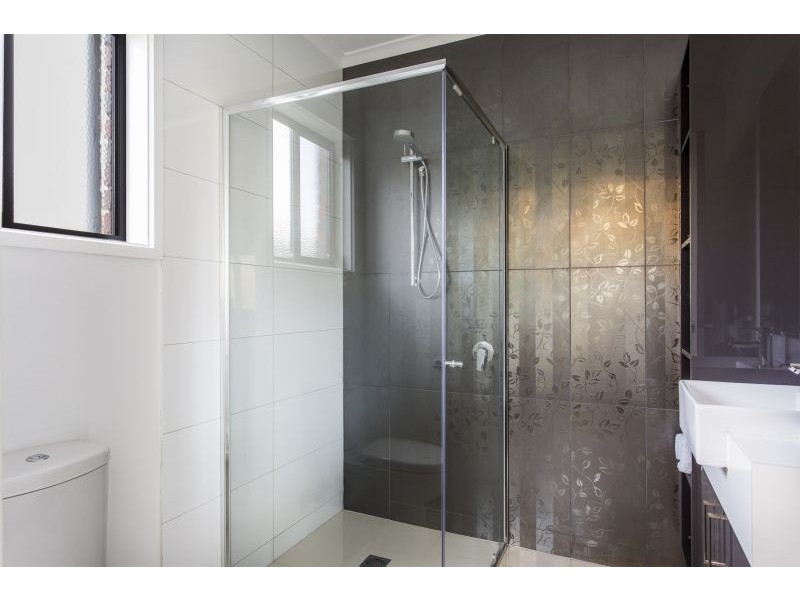 98 Harley Street, Strathdale VIC 3550