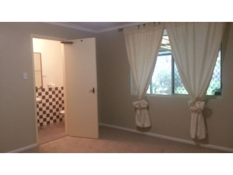 100 Leith Street, Chidlow WA 6556