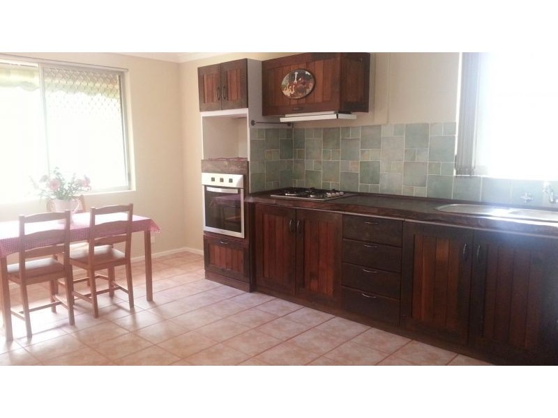 100 Leith Street, Chidlow WA 6556