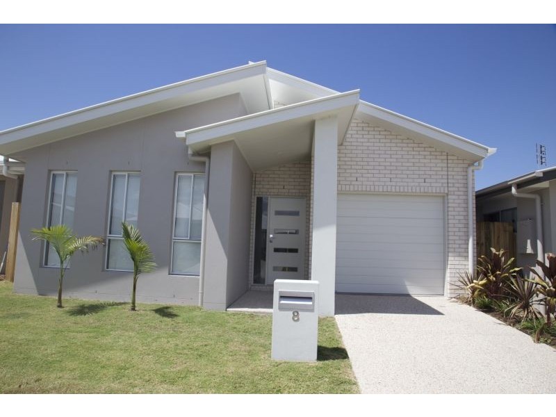 8 Auburn Street, Caloundra West QLD 4551