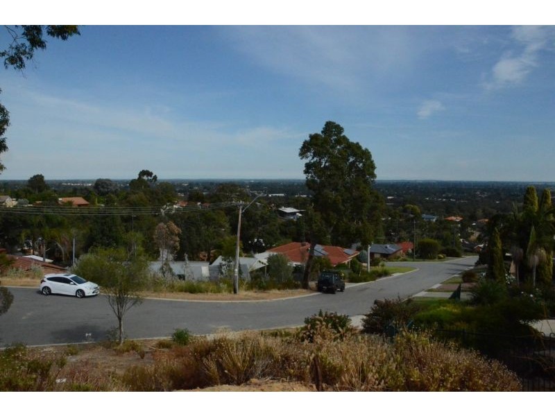 56 Morundah Place, Kelmscott WA 6111