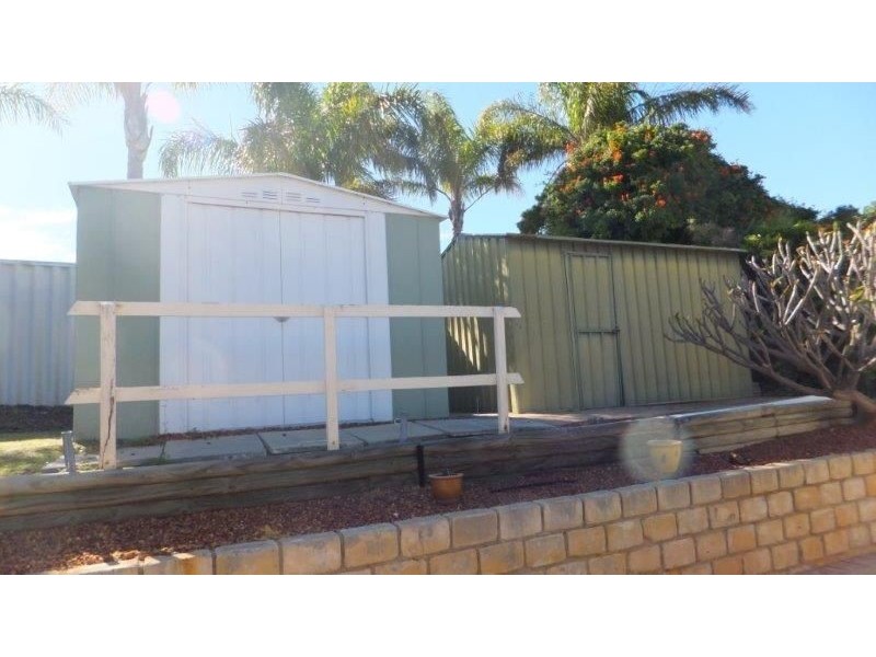 12 Shinners Green, Clarkson WA 6030