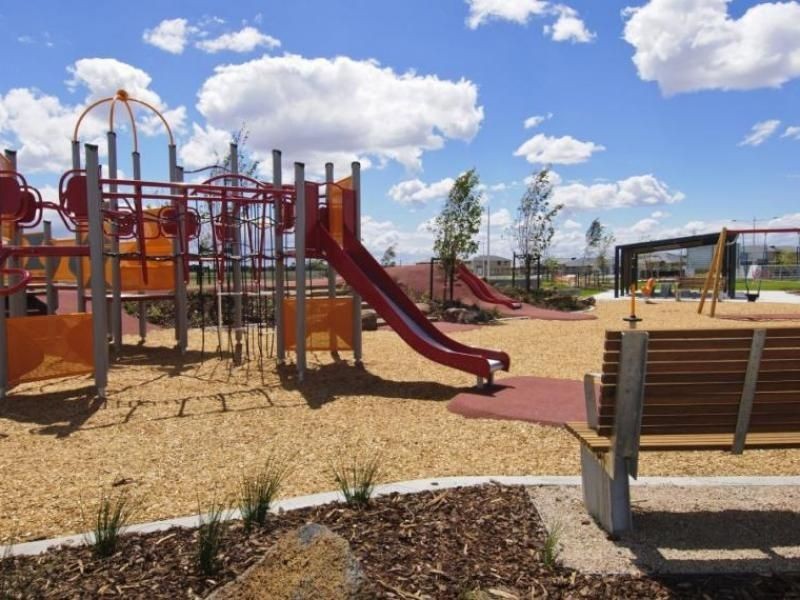 20 Yaramba Boulevard, Point Cook VIC 3030