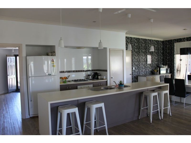 59 Kooljak Rd, Broadwater WA 6280