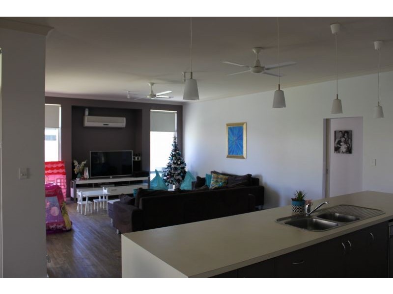 59 Kooljak Rd, Broadwater WA 6280