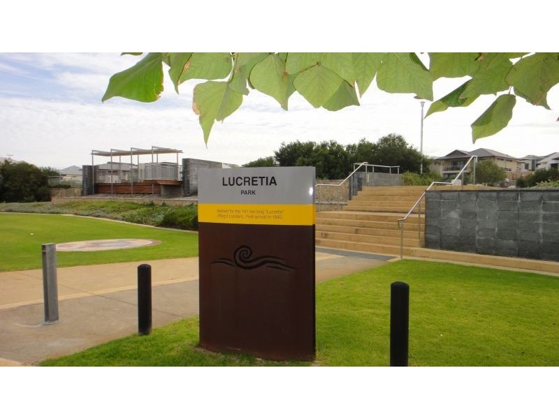 42 Socrates Parade, North Coogee WA 6163