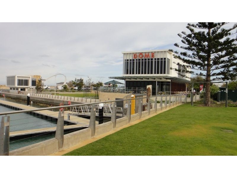 42 Socrates Parade, North Coogee WA 6163