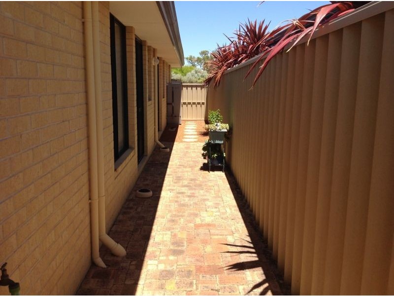 57 Kooljak Road, Broadwater WA 6280