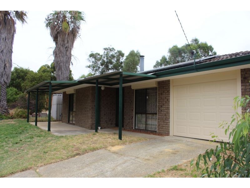 12 Baloo Place, Koongamia WA 6056