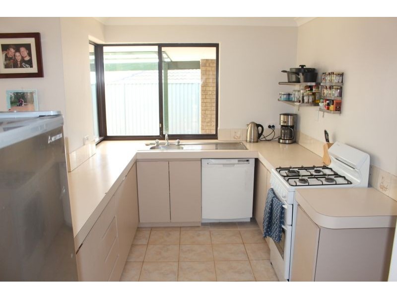 12 Baloo Place, Koongamia WA 6056