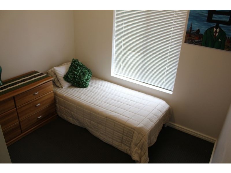 12 Baloo Place, Koongamia WA 6056