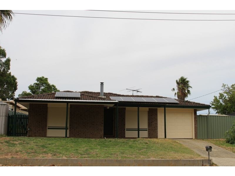 12 Baloo Place, Koongamia WA 6056