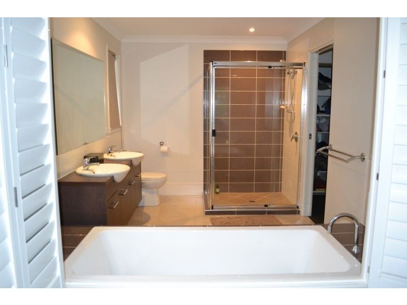 104 Arthur Summervilles Road, Karalee QLD 4306