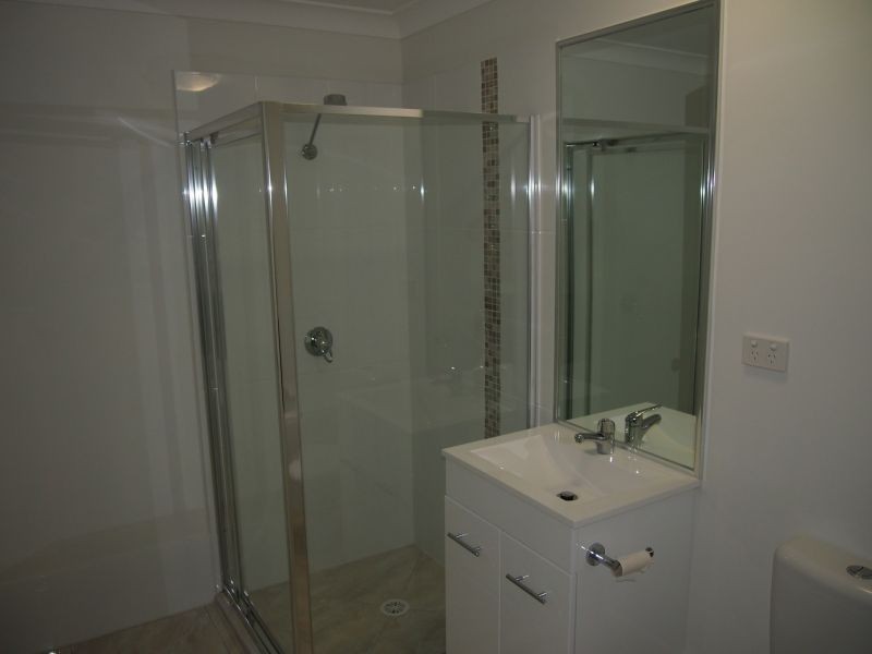 11 Ainslie Street, Pacific Pines QLD 4211