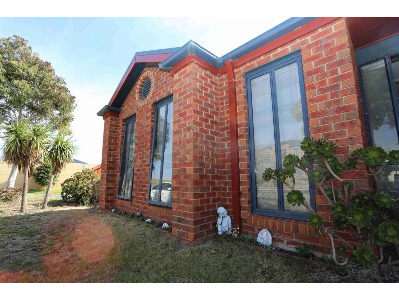 11 Adderley Court, Point Cook VIC 3030