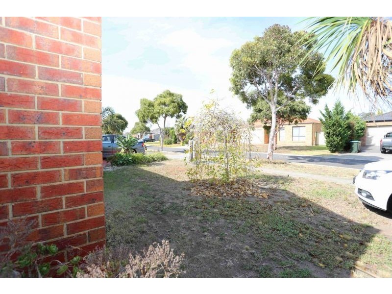 11 Adderley Court, Point Cook VIC 3030