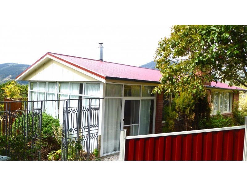 2 Valley Rd, Collinsvale TAS 7012