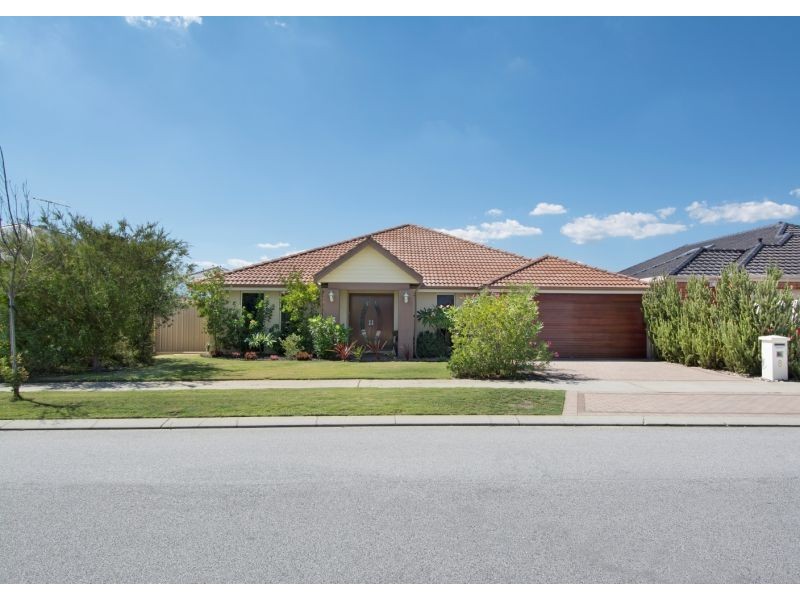 8 Daleford Way, Southern River WA 6110