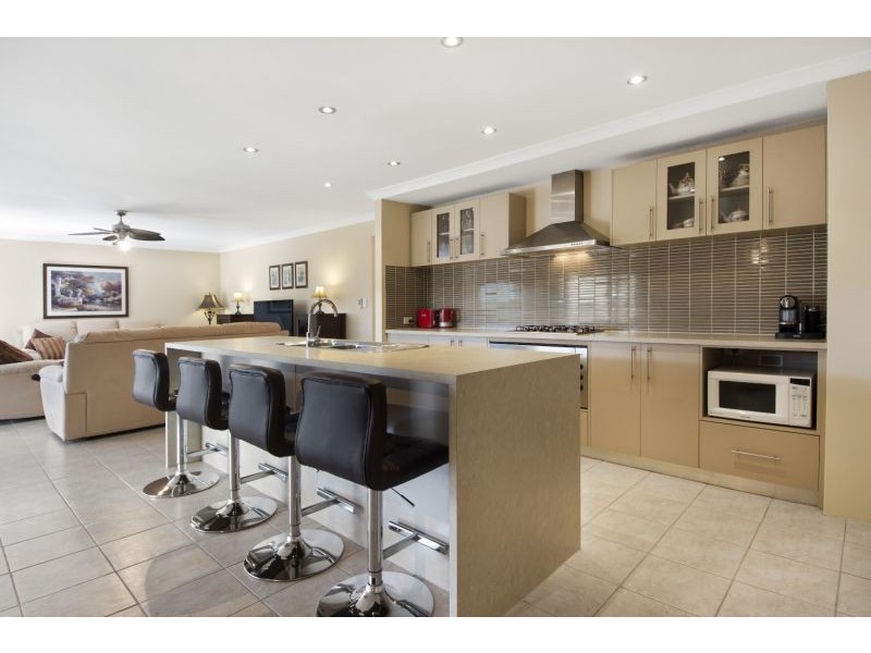 8 Daleford Way, Southern River WA 6110