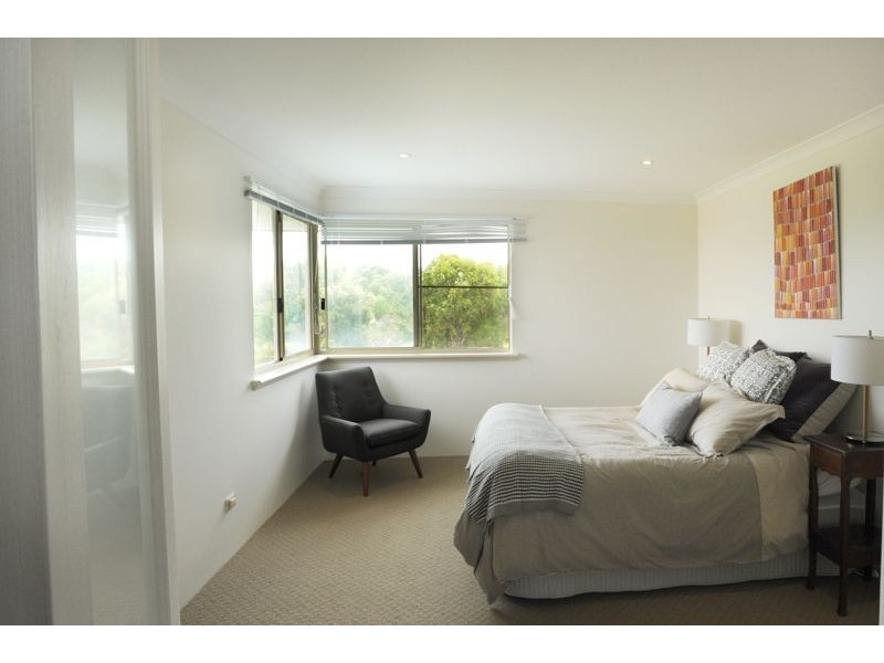 8 Cardiff Place, Warnbro WA 6169