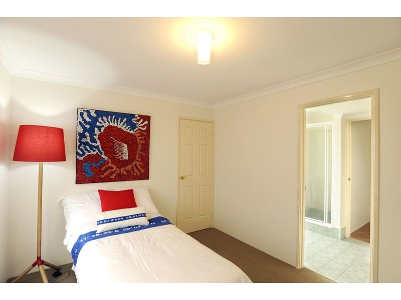 8 Cardiff Place, Warnbro WA 6169