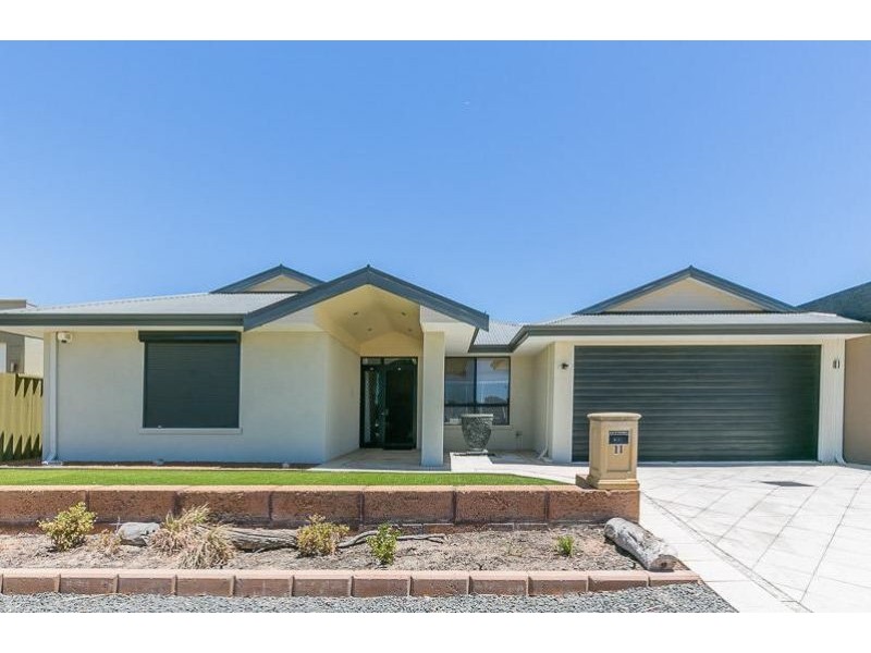 11 Peartree Terrace, Seville Grove WA 6112