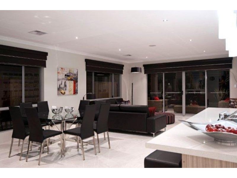 16 Newmarket Parade, Butler WA 6036