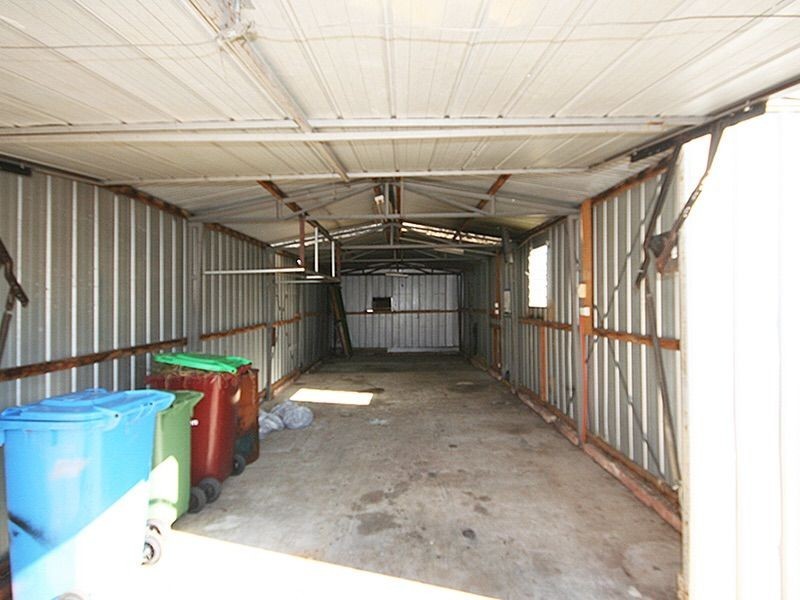 38 Lamont Crescent, Cranbourne VIC 3977