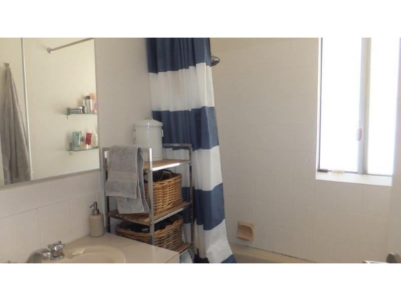 116 Camberwarra Dr, Craigie WA 6025