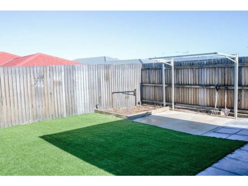 10 Sisely Street, Macgregor ACT 2615