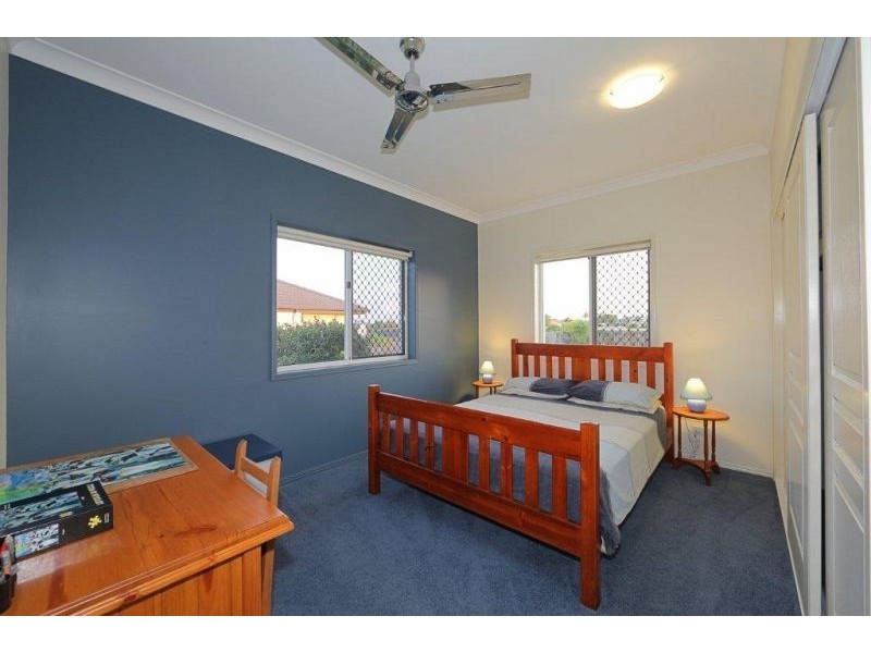 7 Janet Court, Coral Cove QLD 4670