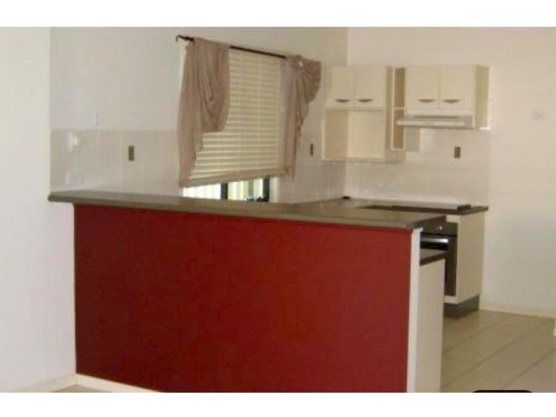 1/77 Beardmore Crescent, Dysart QLD 4745