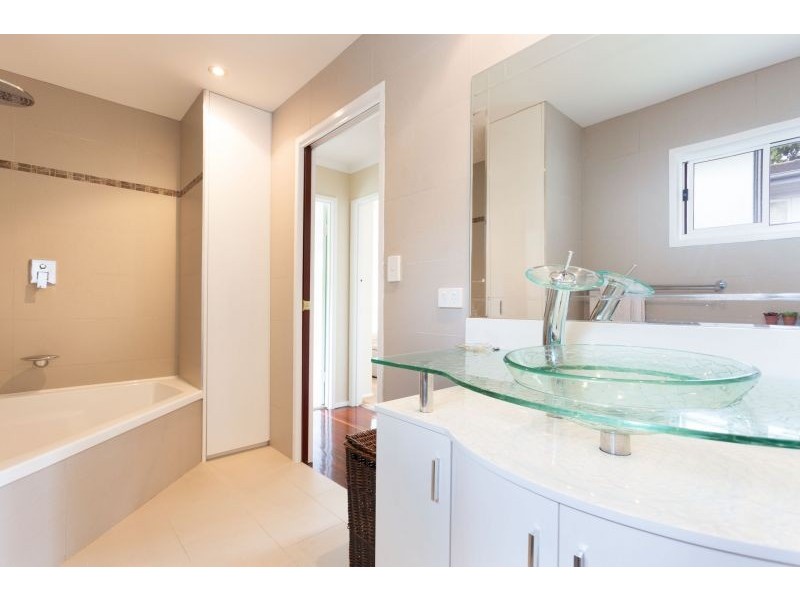 27 Moonmera Street, The Gap QLD 4061