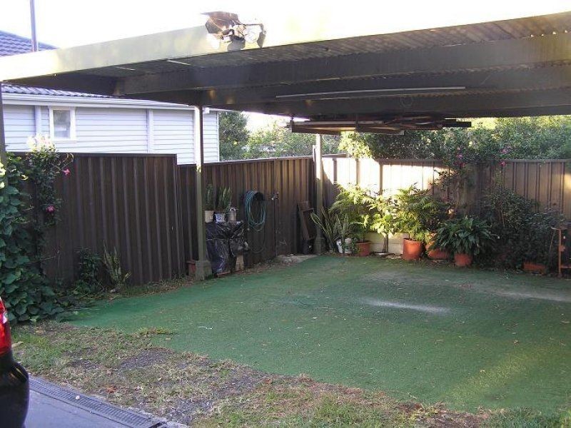 1/98 Port Hacking Road, Sylvania NSW 2224