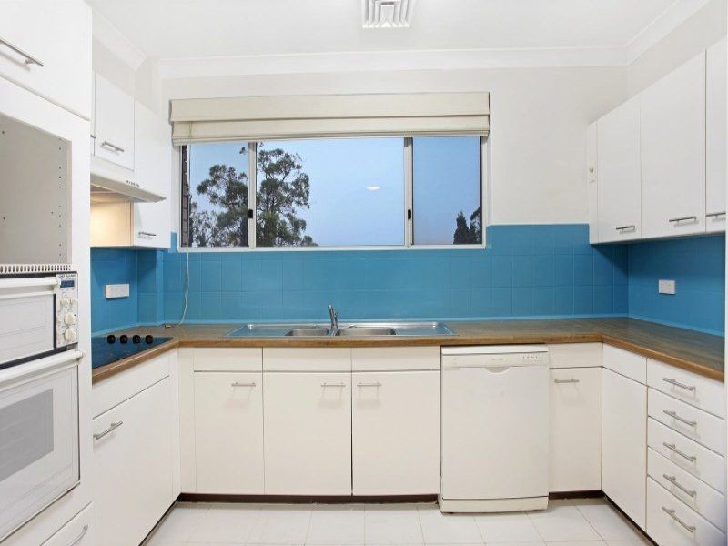 10/87 Yathong Road, Caringbah NSW 2229