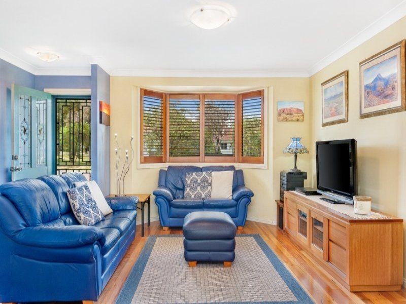 1/10 Grenville Avenue, Caringbah NSW 2229