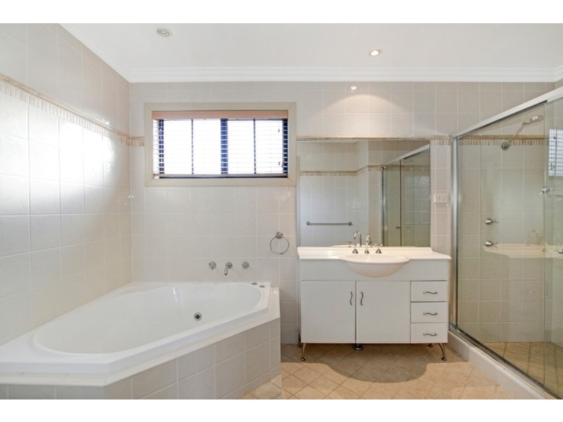 2/25 Jacaranda Road, Caringbah NSW 2229